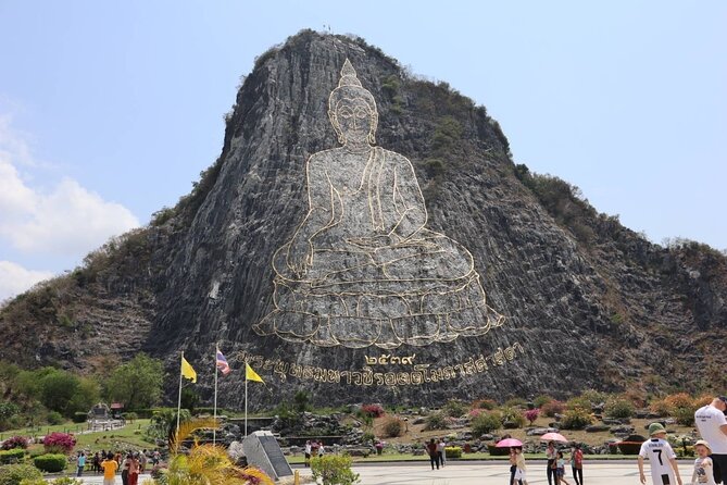 Discovery Pattaya Tour with Famous Attraction and Lunch - Floating Market Lunch: Boats, Crafts, and a Quick Set Meal