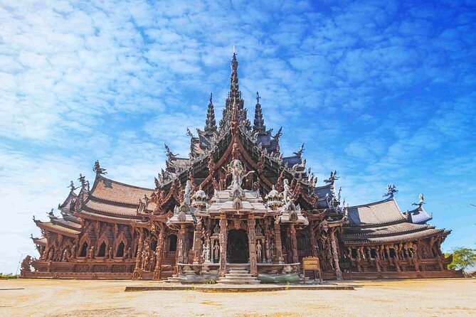 Discovery Pattaya Tour with Famous Attraction and Lunch - GEMS Gallery Pattaya: A Short Craft and Jewelry Stop