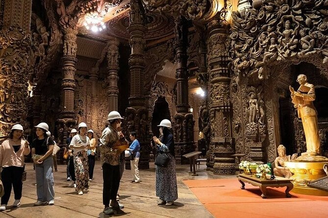 Entry Ticket to the Sanctuary of Truth Pattaya - Day vs night: how to choose the right atmosphere