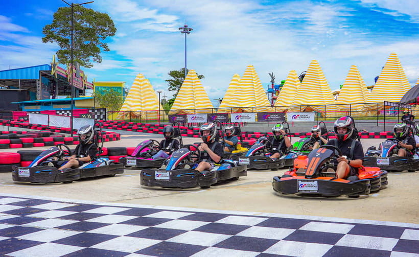 Pattaya: Columbia Pictures Aquaverse Entry Ticket - Character meet-and-greet: the best “kids will love it” payoff