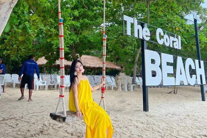 Pattaya Coral Island Snorkeling Banana Boat Parasailing Jet SKi - Stop 3: Lunch Break Back on the Pattaya Side