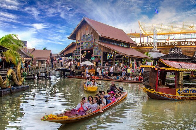 Pattaya Discovery Tour with Floating Market, View Points - Khao Chi Chan (Buddha Mountain) at 11:30: the landmark on the cliffside