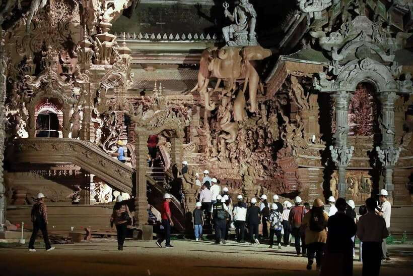 Pattaya: The Sanctuary of Truth Entry Ticket with Transfer - Carvers at work: how the details reward your attention