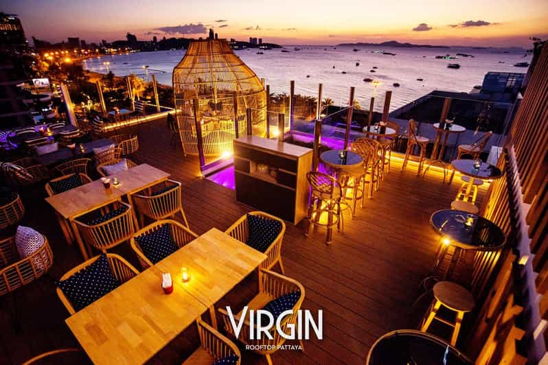 Pattaya: Virgin Rooftop - Your 1.5-hour rhythm: food, signature drinks, and live music